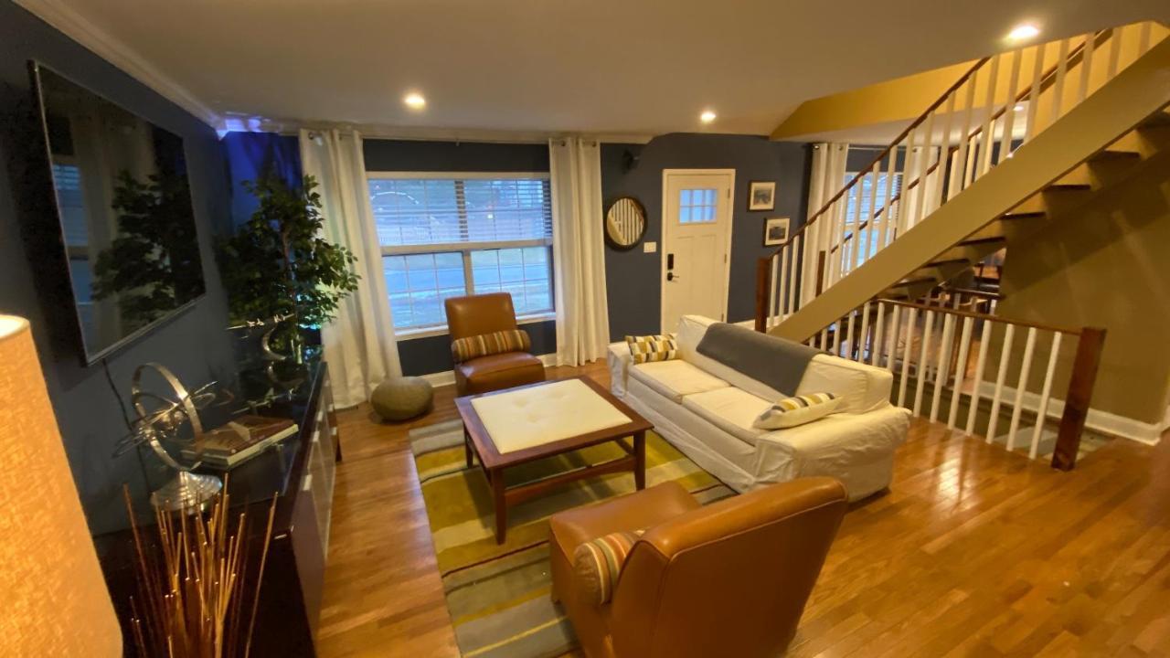 Here It Is! Cool Cape Cod-3 Br-2.5 Bath-12 Guests Олатей Екстериор снимка