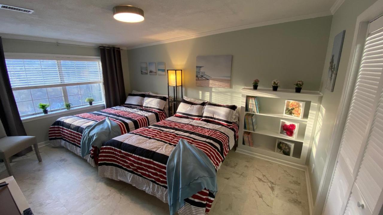 Here It Is! Cool Cape Cod-3 Br-2.5 Bath-12 Guests Олатей Екстериор снимка